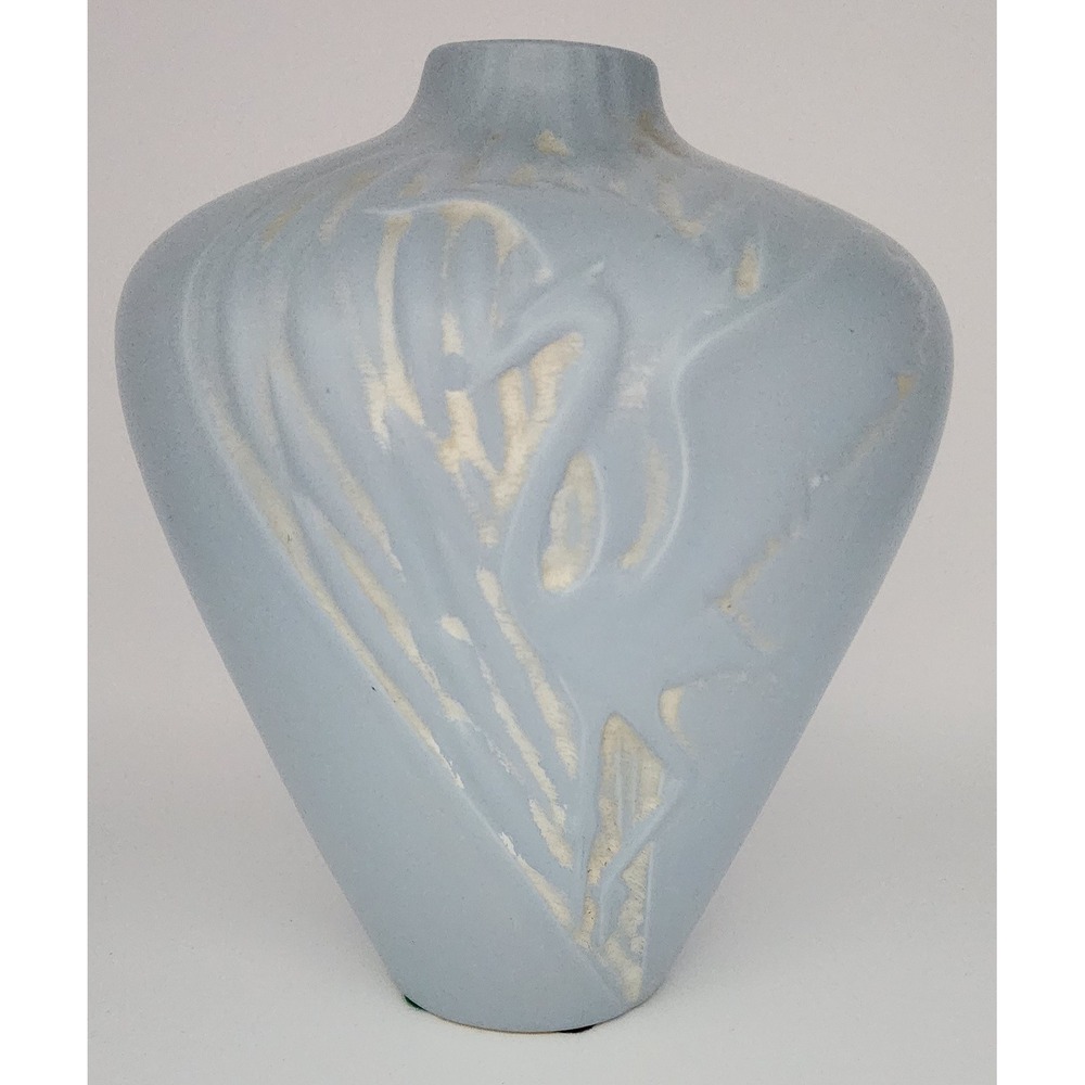 Haeger 1986 Ceramic Vase Large Light Blue Matte Finish Crane Heron EXC Abstract